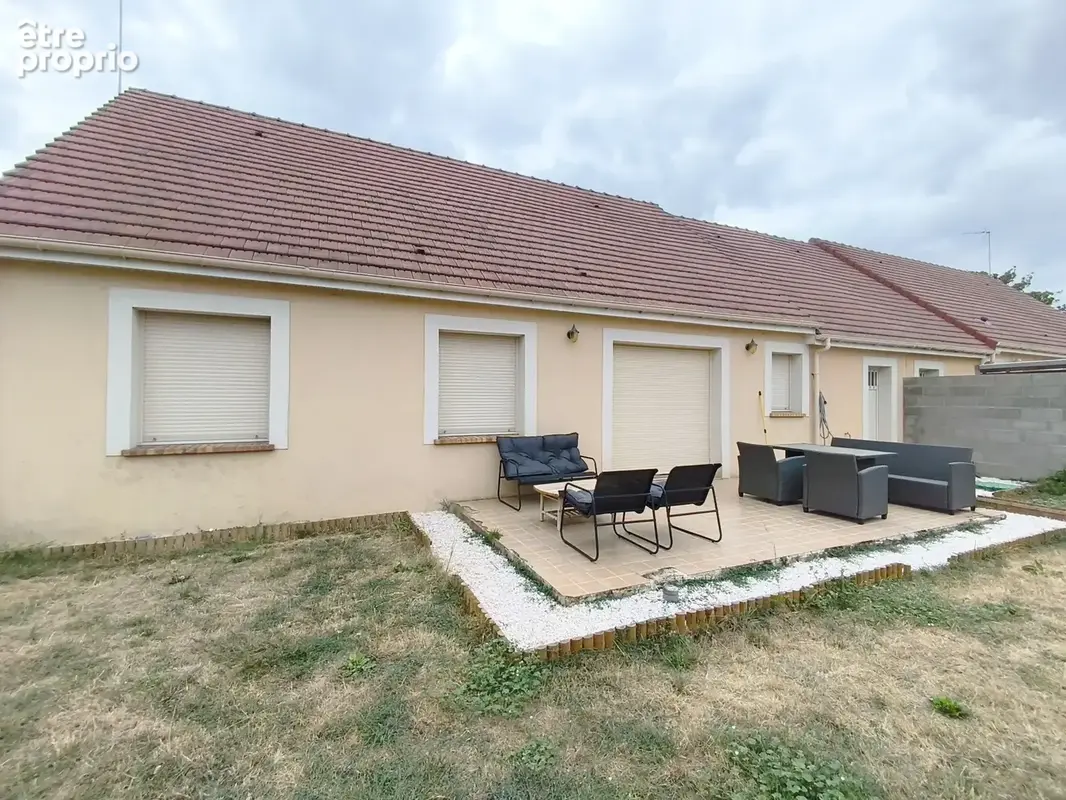 Maison à PARIGNE-L'EVEQUE