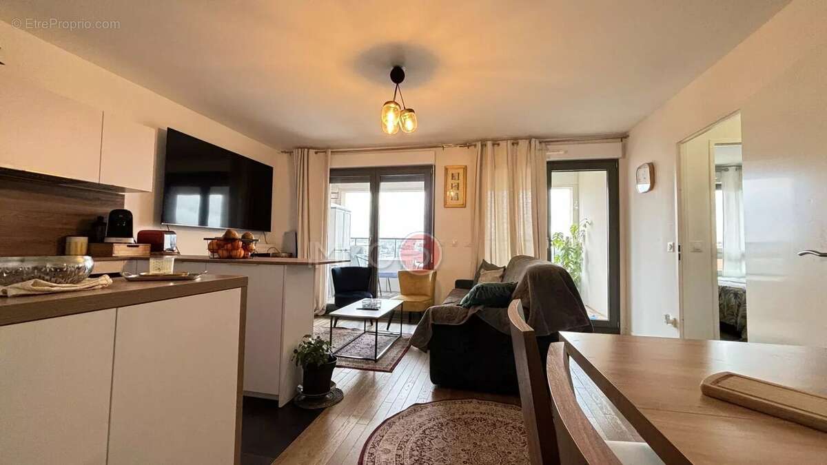 Appartement à ROSNY-SOUS-BOIS