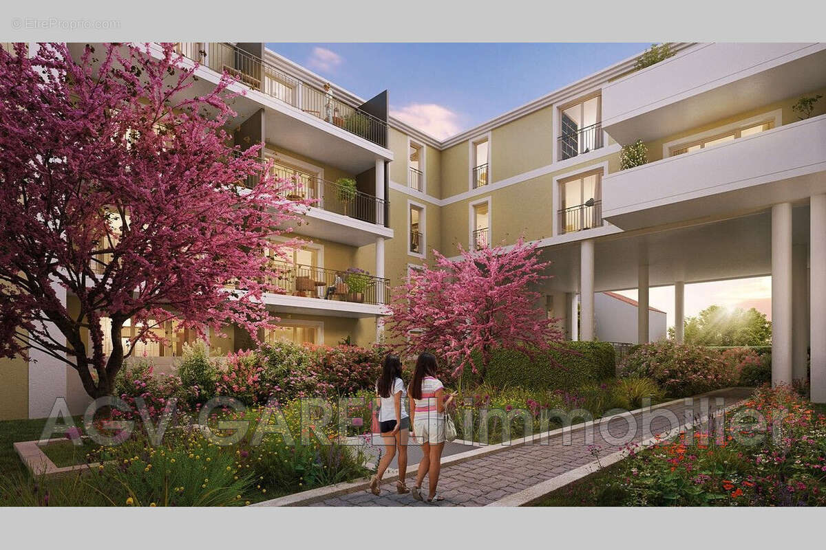 Appartement à LA LONDE-LES-MAURES