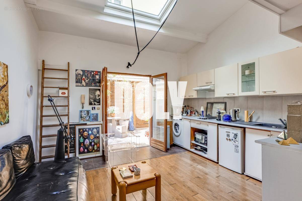 Maison à PARIS-11E