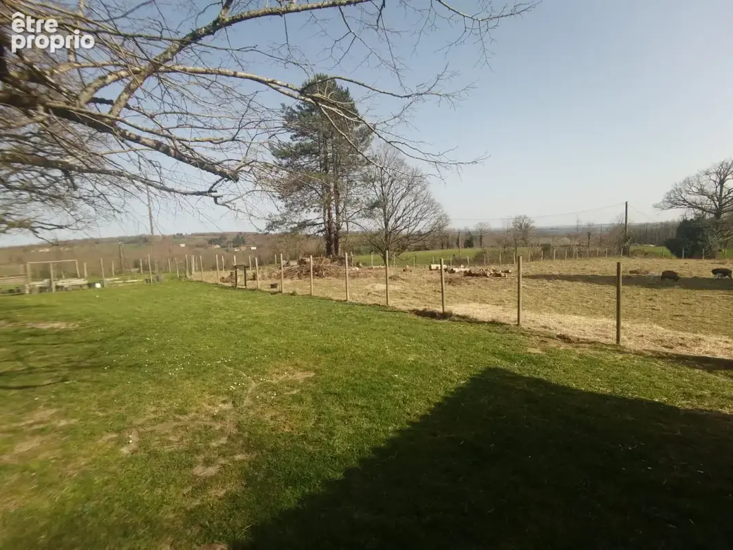 Maison de campagne avec vue degagee, grande dependance attenante et garage - photo 4