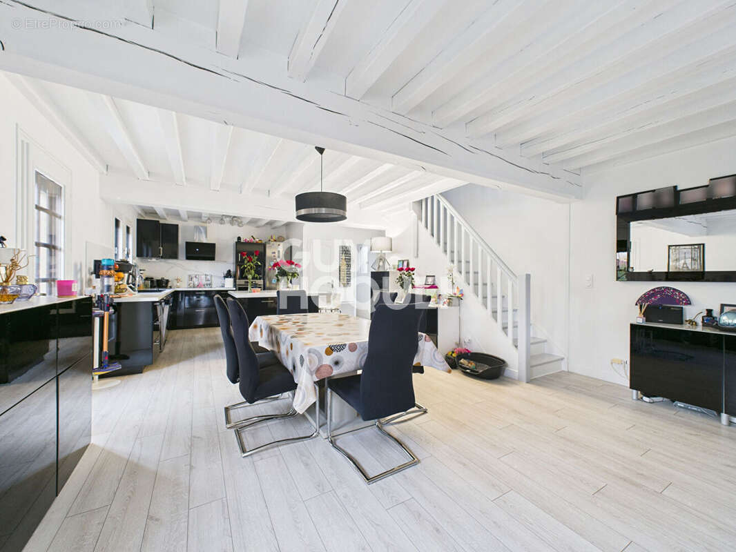 Maison à SAINT-AUBIN-LES-ELBEUF