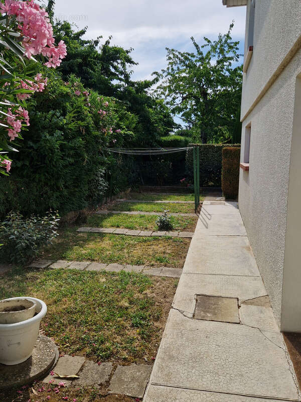 Maison à BIAS