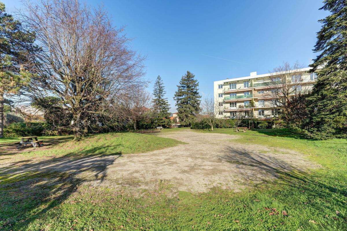 Appartement à CALUIRE-ET-CUIRE