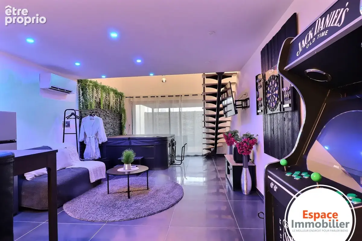Villa contemporaine sur un terrain de 1800 m2 - photo 14