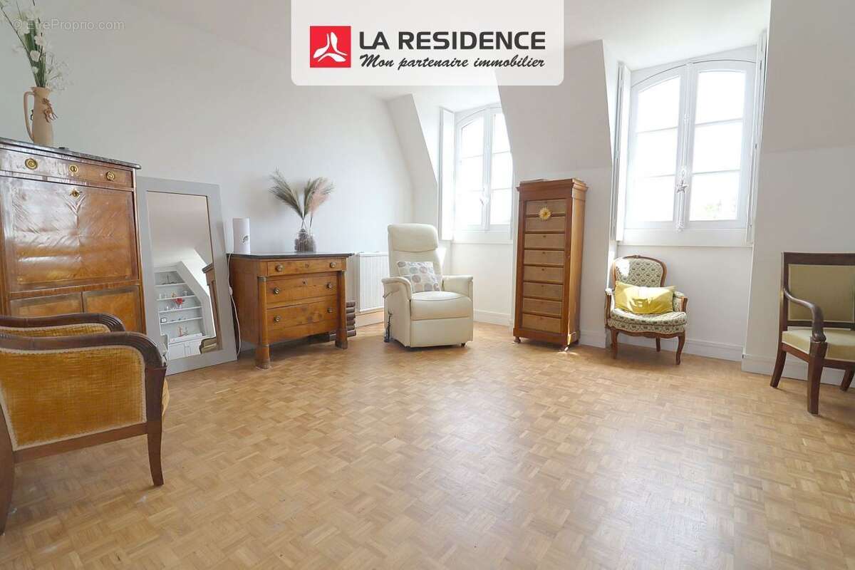 Appartement à VERSAILLES