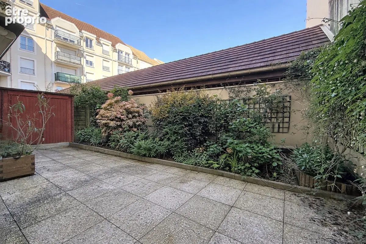 Appartement F3 avec terrasse - photo 4