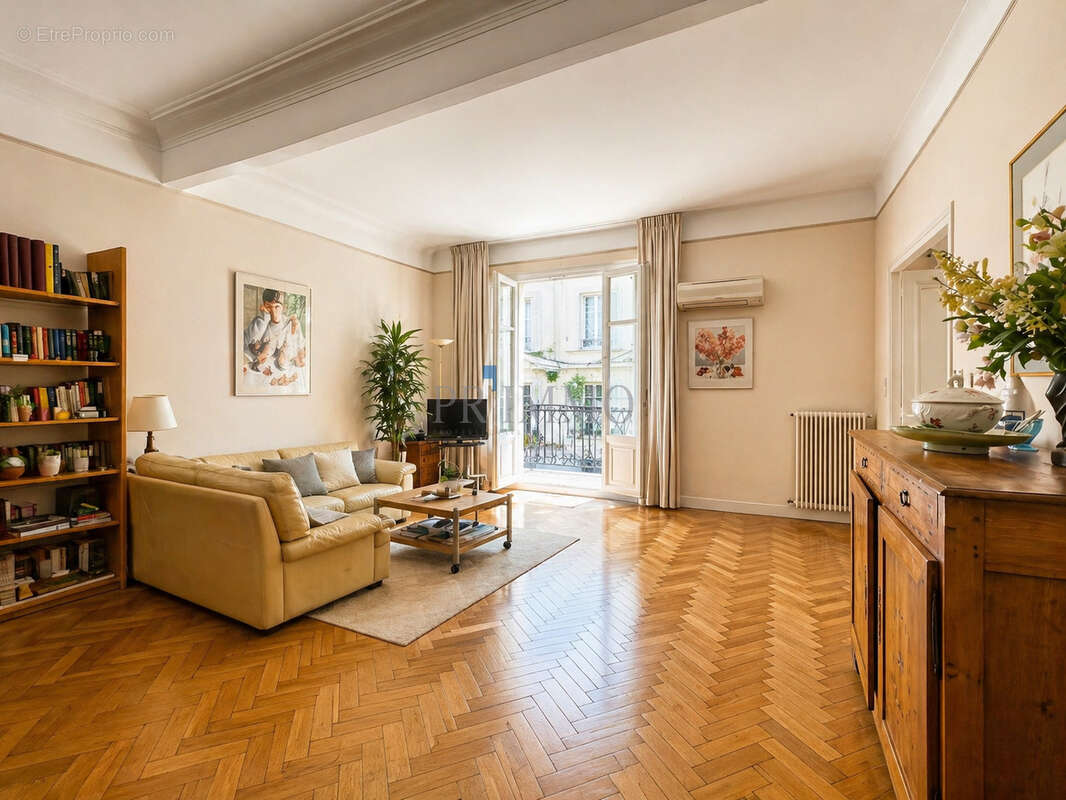 Appartement à SAINT-RAPHAEL