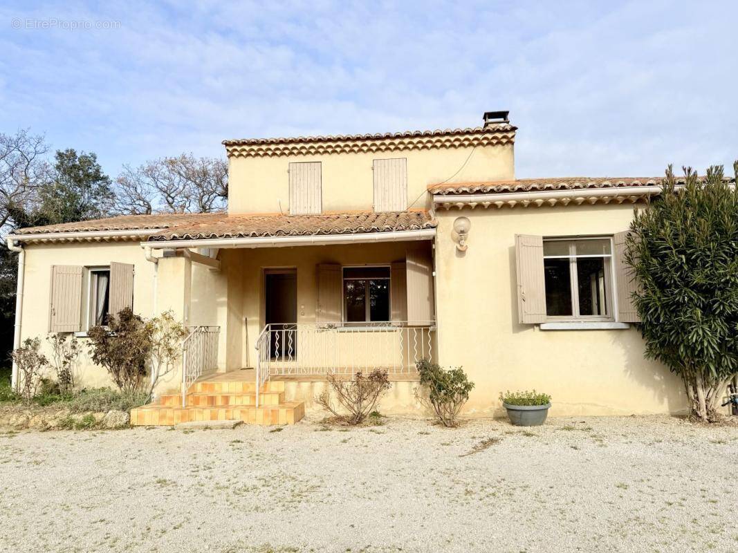 Maison à VACQUEYRAS