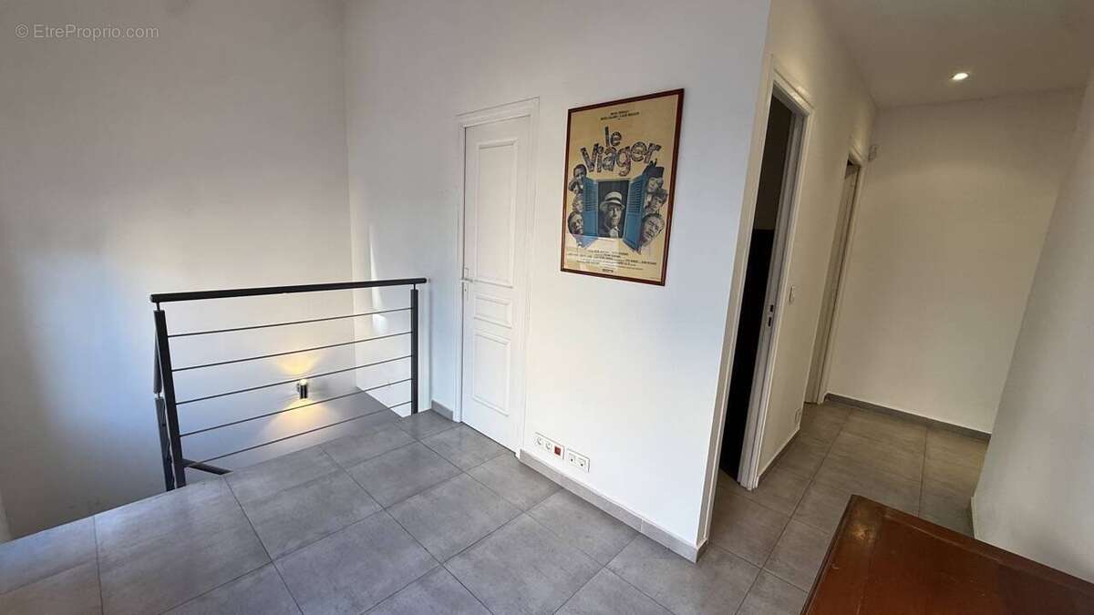 Autre à SAINT-RAPHAEL