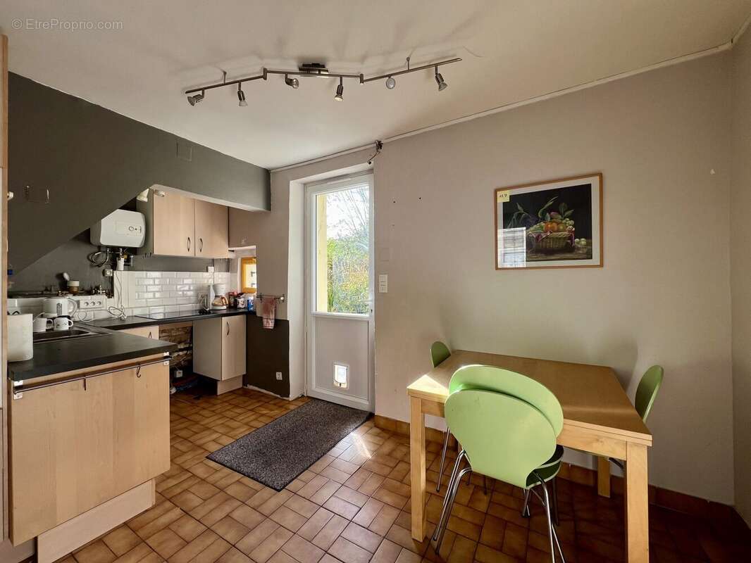 Maison à MEZIDON-CANON