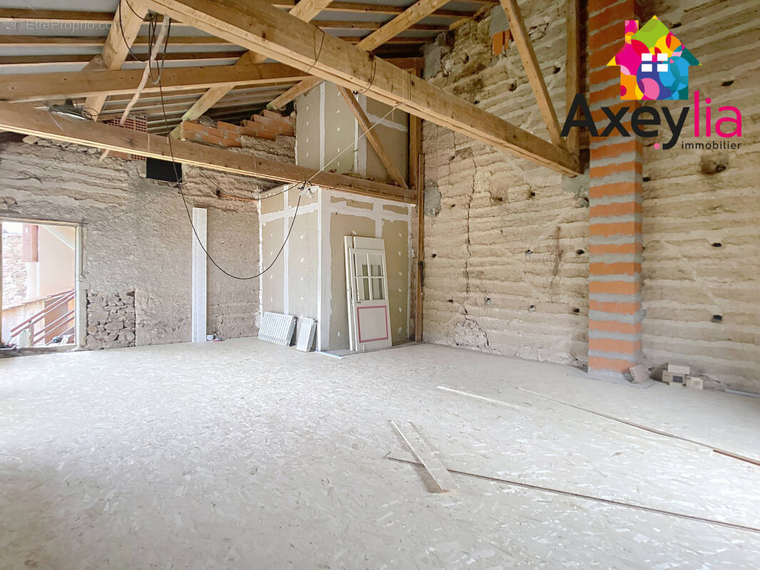 Appartement à CUINZIER