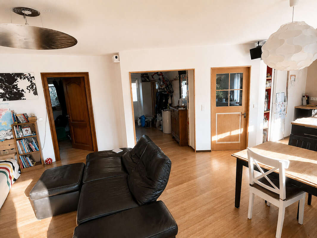 Maison 105 m² à Buschwiller  - photo 6