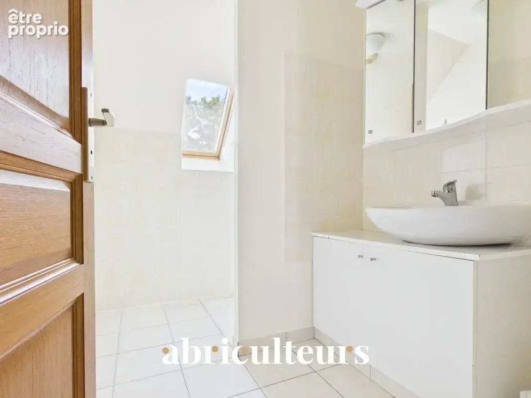Maison familiale de 107 m² avec jardin et terrasse - Versailles Porchefontaine (78000) - photo 19