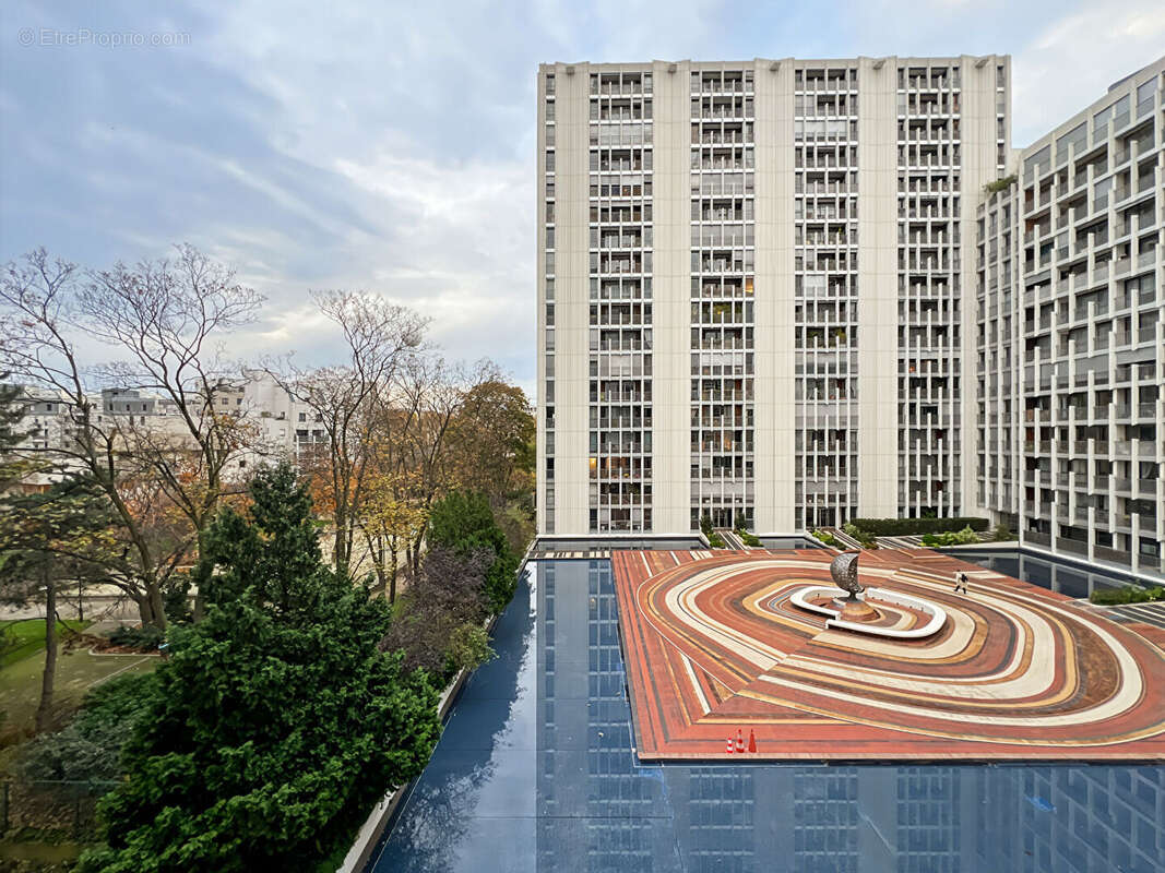 Appartement à PARIS-15E