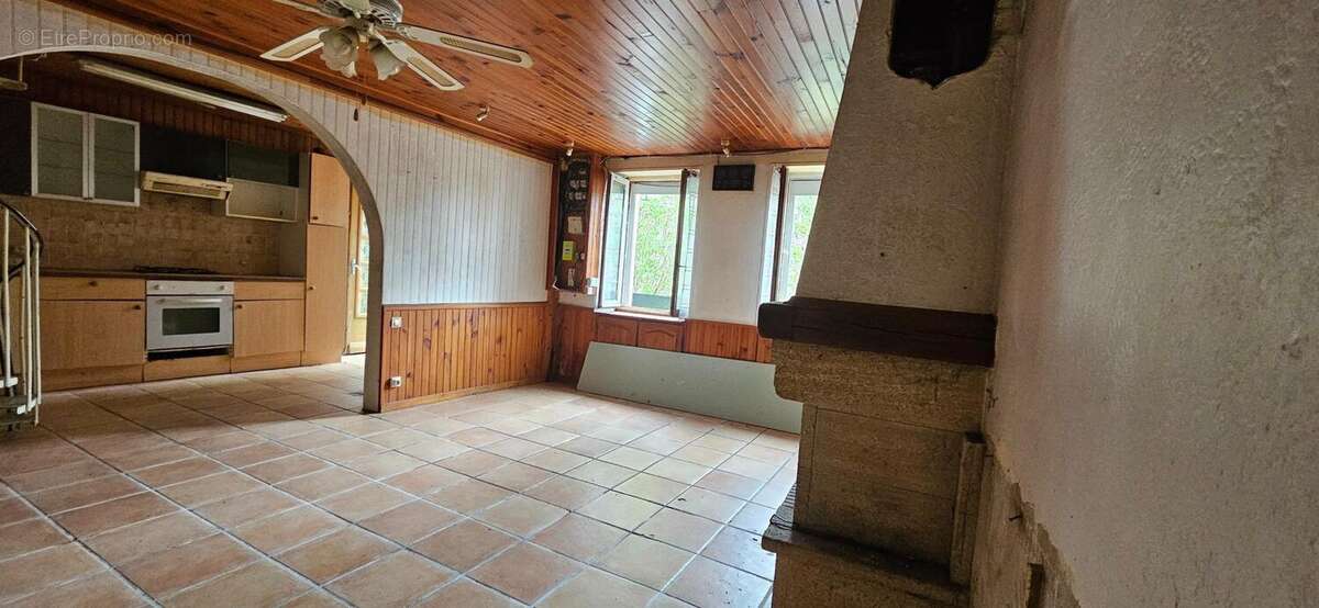 Photo 5 - Maison à SAINT-SAULGE