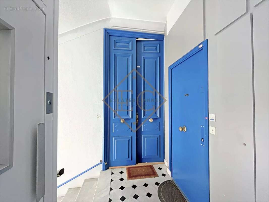 Appartement à CANNES