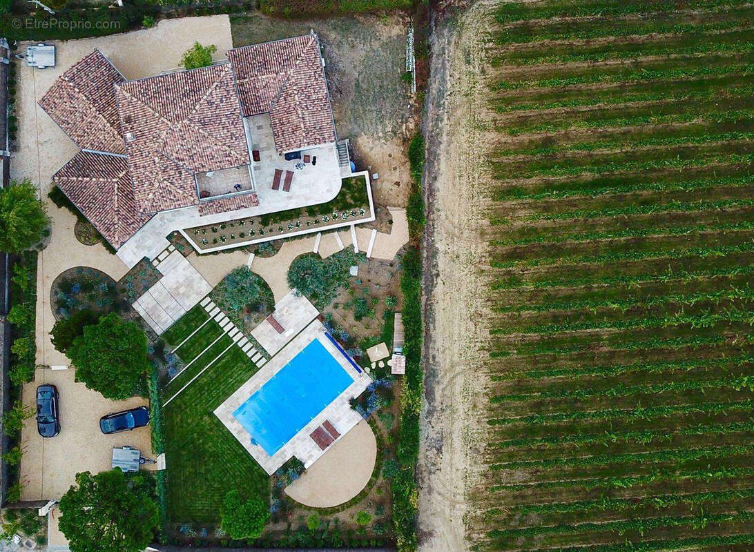 Maison à VAISON-LA-ROMAINE