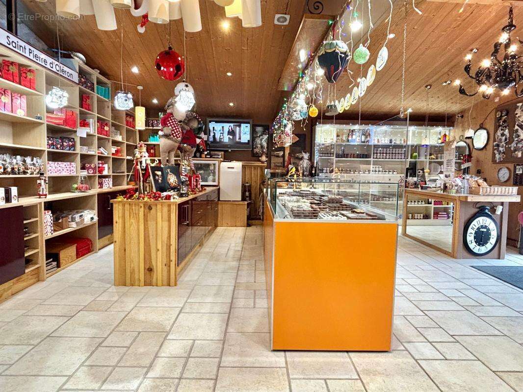 Bien Commercial À Vendre - photo 2