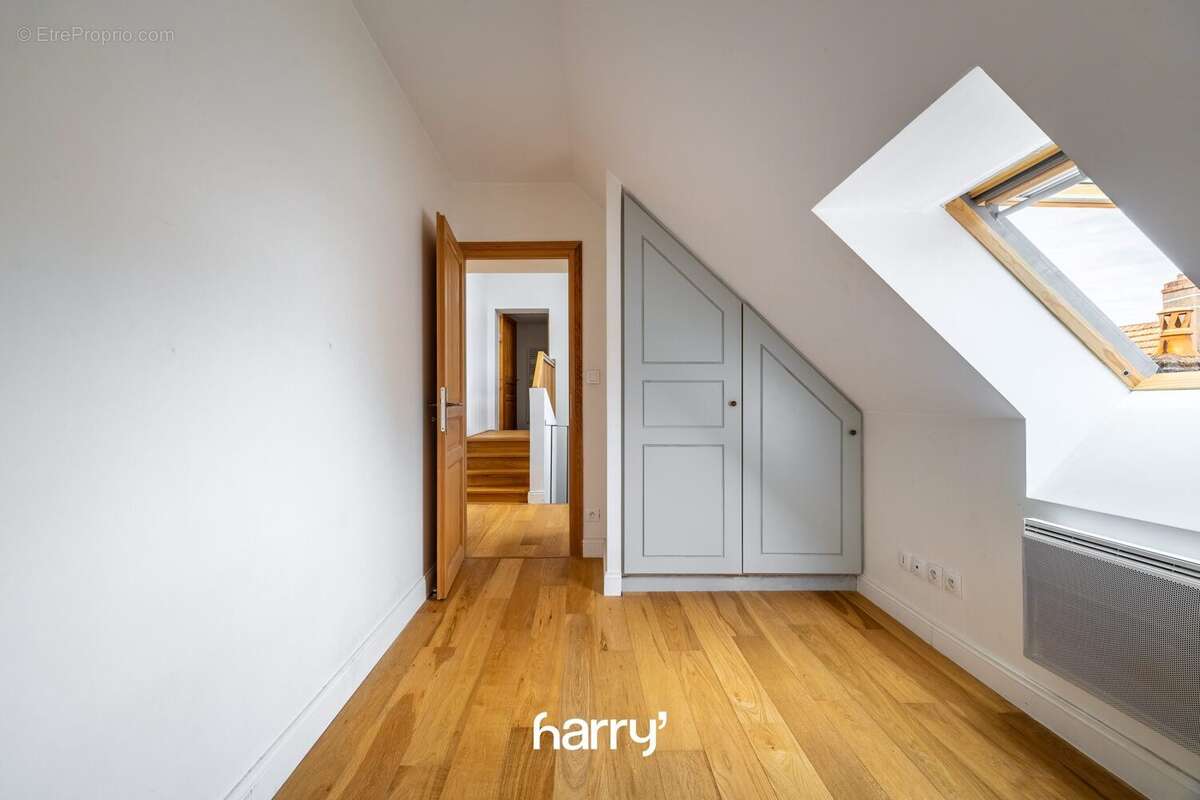 Appartement 70 m² à Besancon  - photo 7