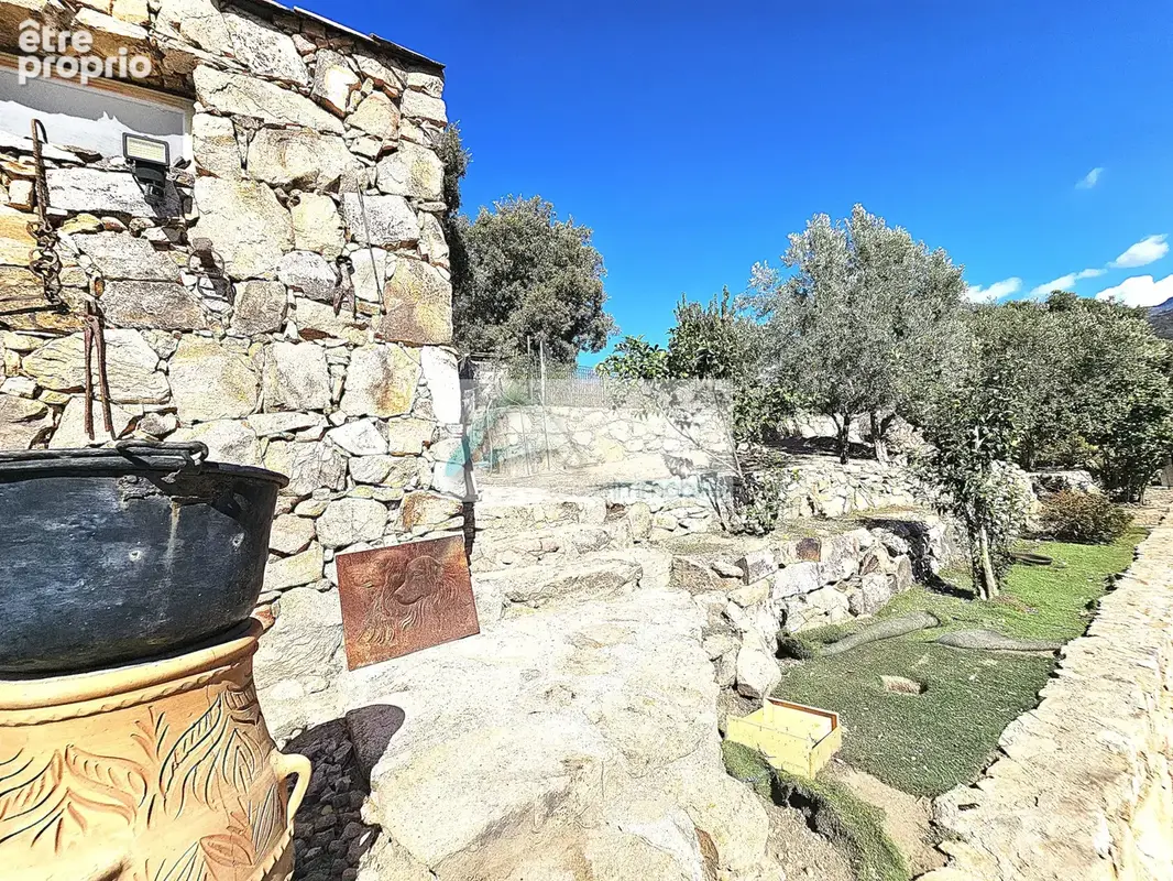 VILLA avec vue panoramique sur la vallée de la Gravona - photo 3