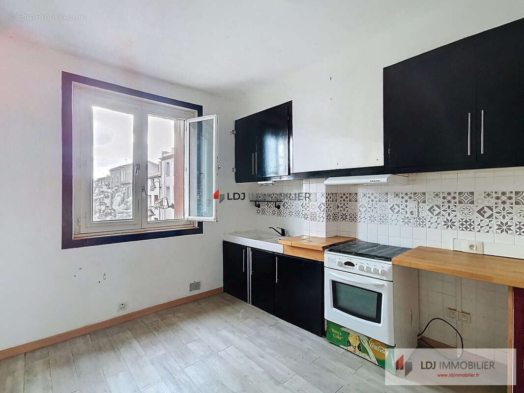 Appartement à VILLENEUVE-LA-RIVIERE