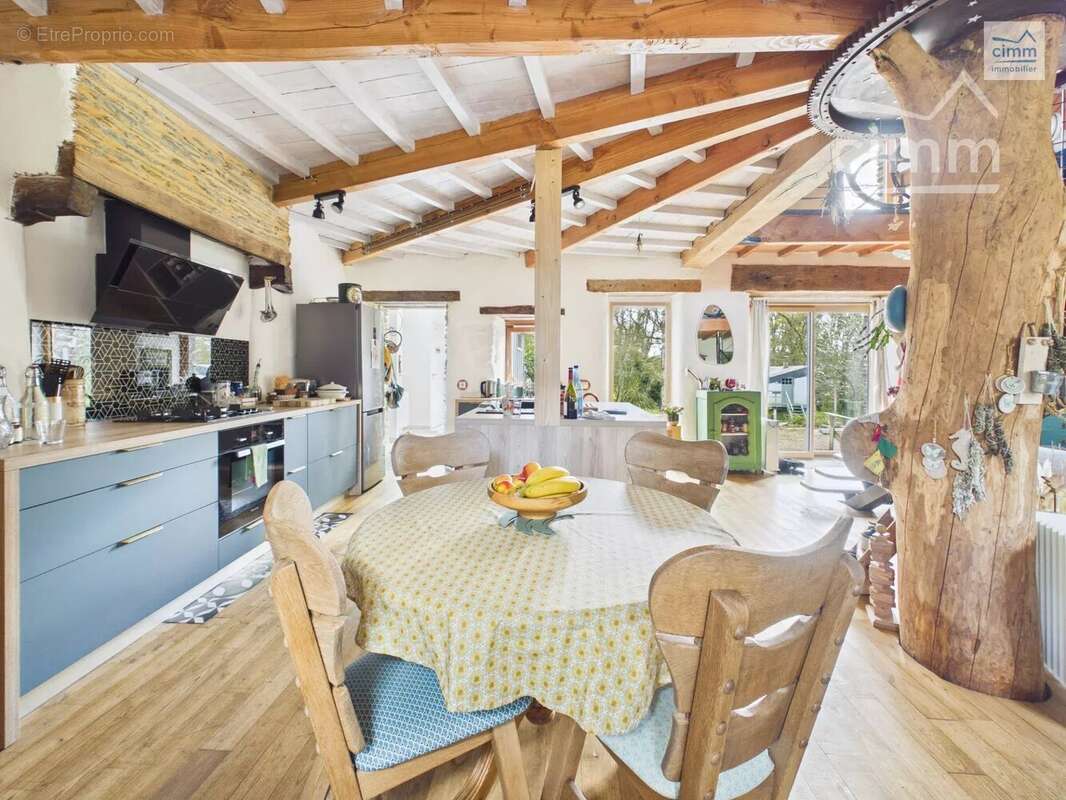 Maison à LA GACILLY