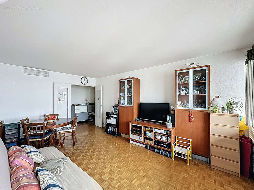 Appartement à CHAMPS-SUR-MARNE