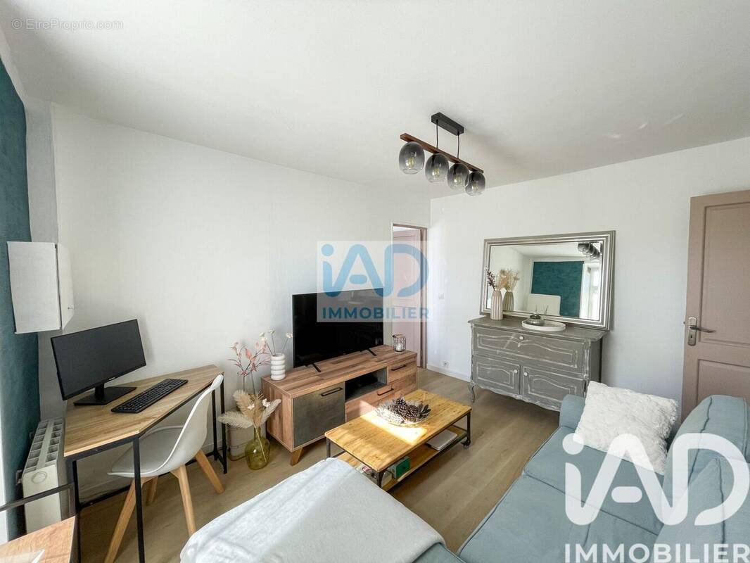 Photo 1 - Appartement à LINAS