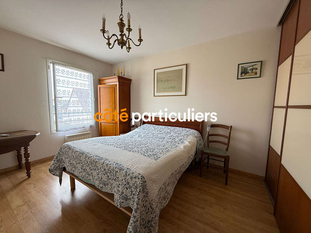 Appartement à SAINT-AMAND-MONTROND