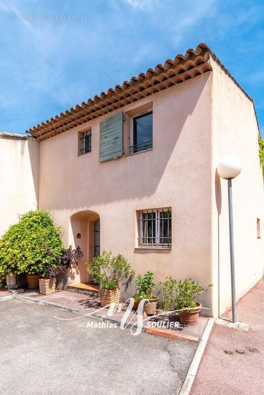 Photo 3 - Maison à AIX-EN-PROVENCE