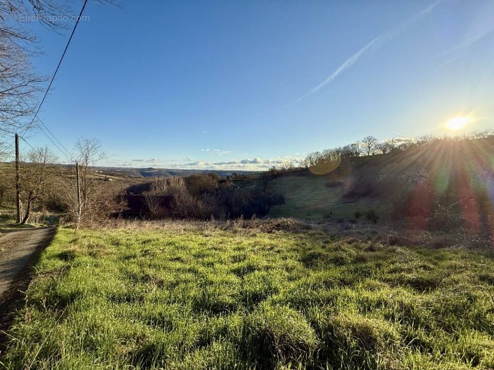 Terrain à FIGEAC