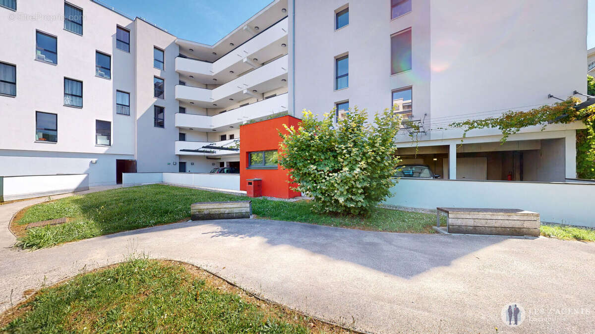 Appartement à ECHIROLLES