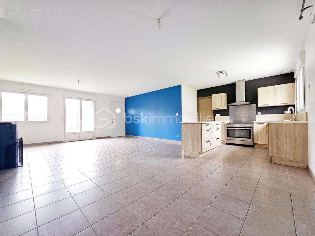 Maison à BRAY-EN-VAL