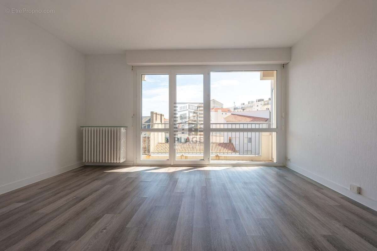 Appartement à LES SABLES-D&#039;OLONNE