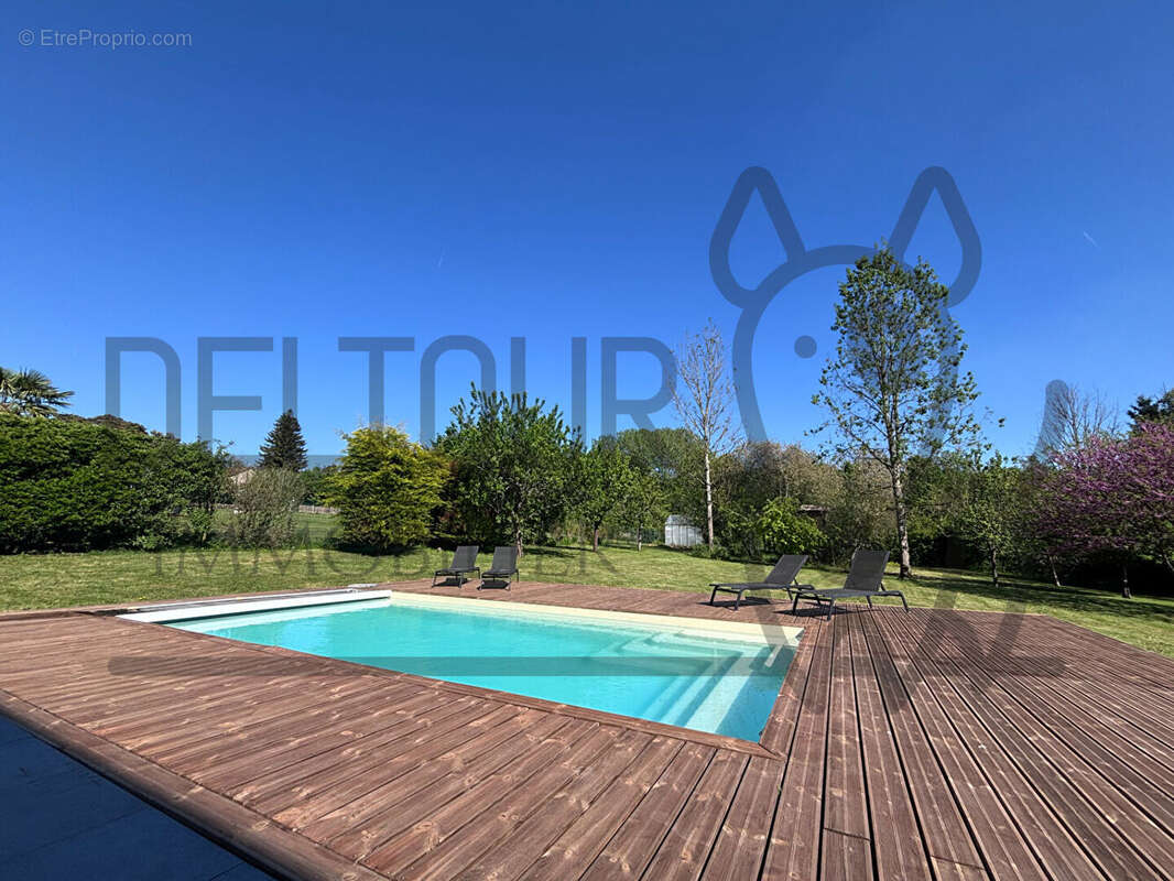 Maison à FAREMOUTIERS