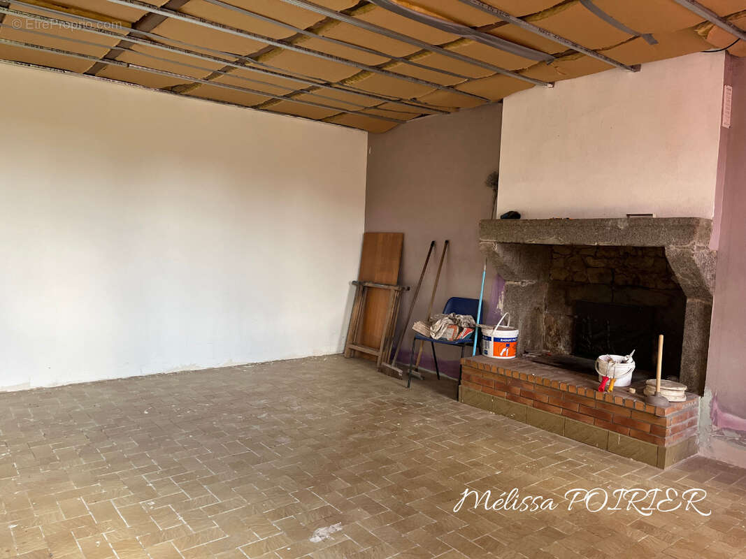 Maison à LES HERBIERS