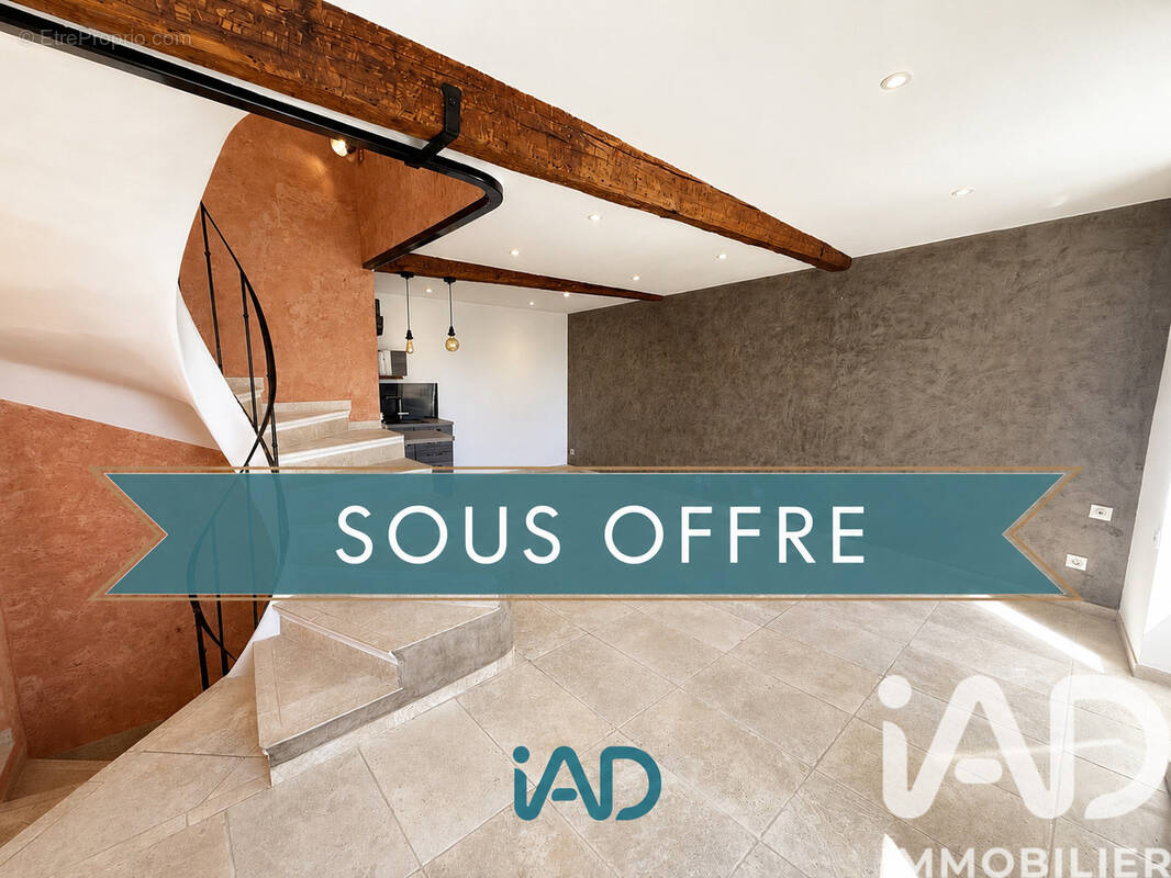 Photo 1 - Maison à SAINTE-TULLE