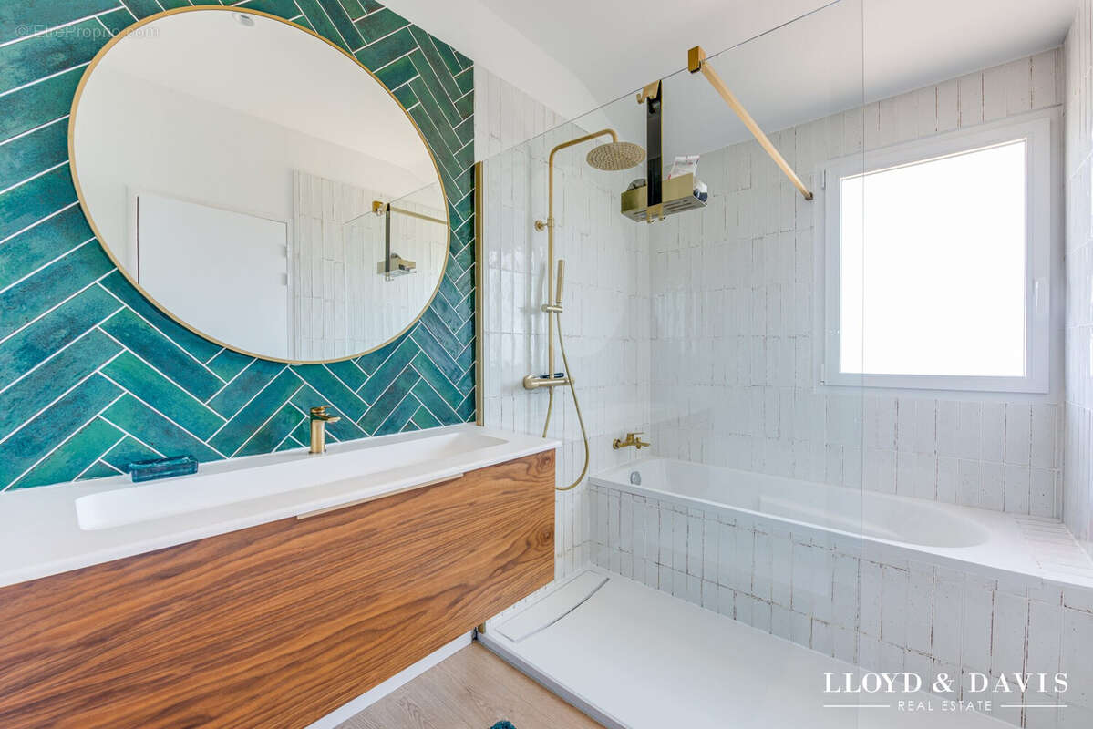 Salle de bain parentale - Maison à BIDART