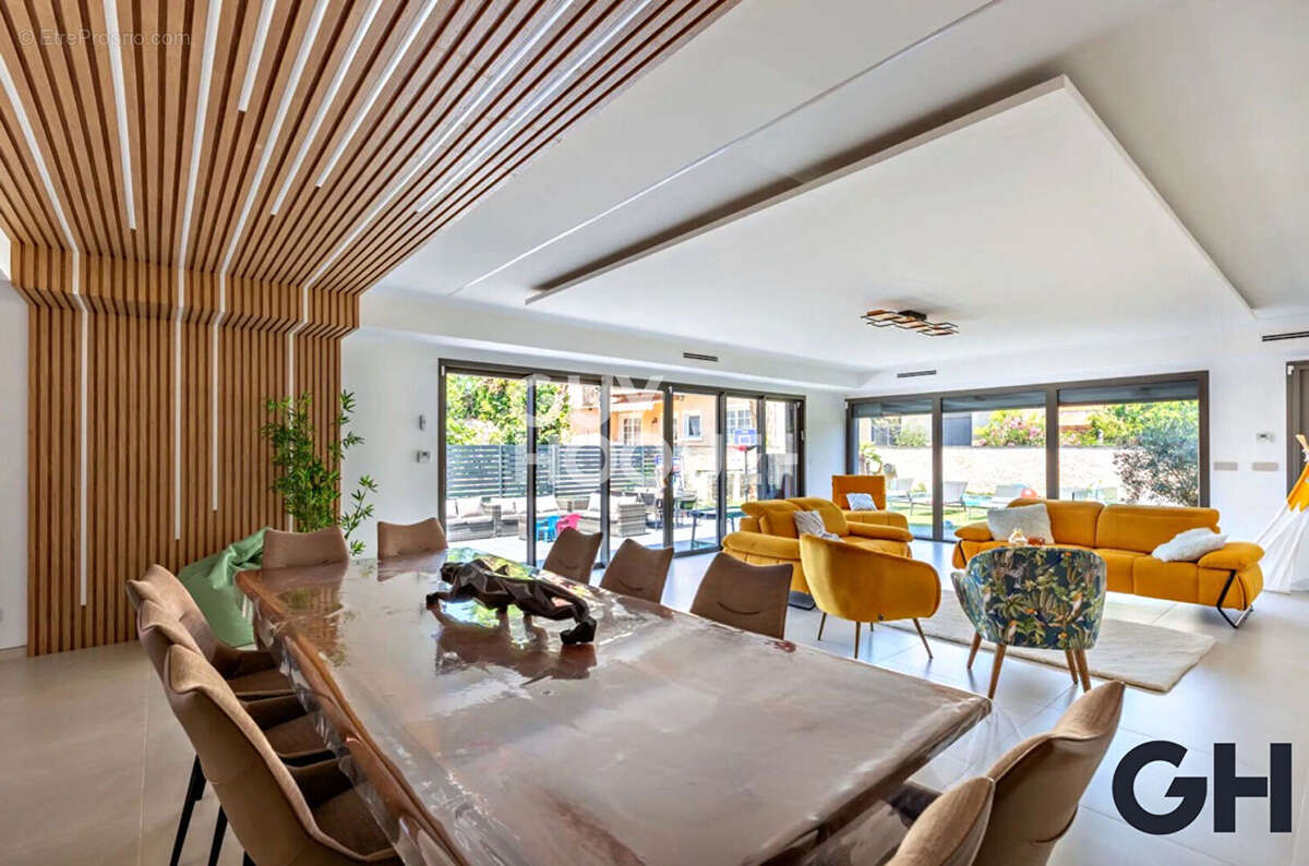 Maison à VILLEURBANNE