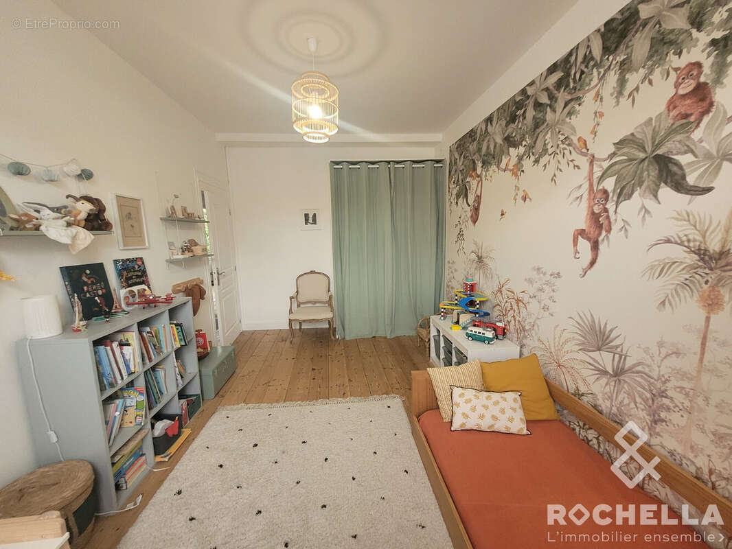 Maison 114 m² à Saint-Jean-D'angely  - photo 7