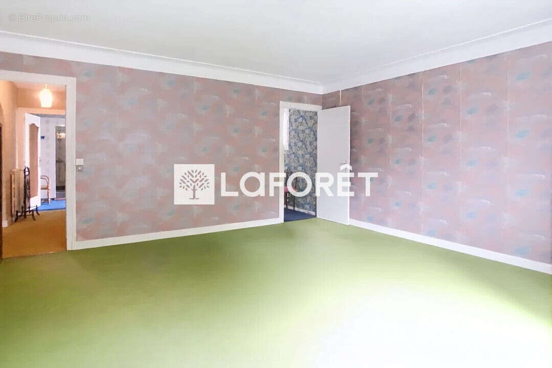 Maison Bords 14 pièce(s) 411.72 m2 - photo 8