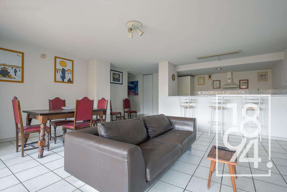 Appartement à MARSEILLE-10E