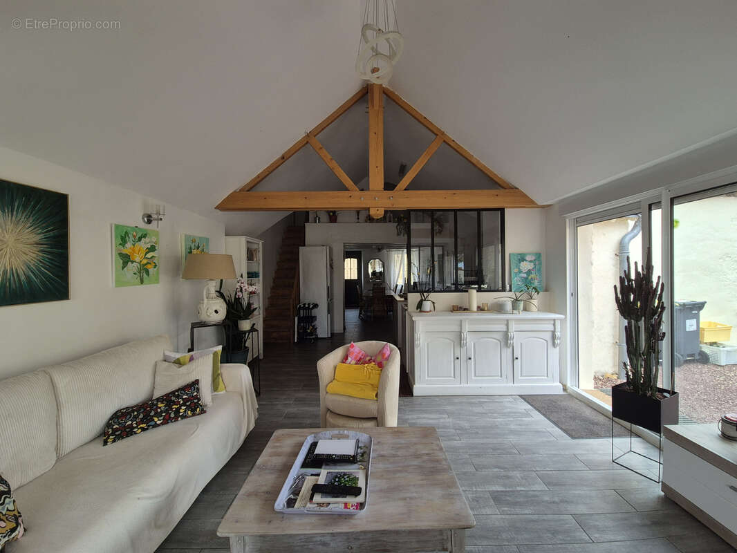 Maison à PRECIGNE