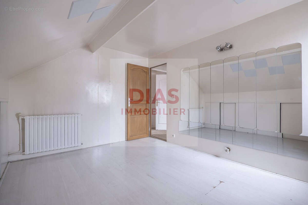 Maison à PONTAULT-COMBAULT