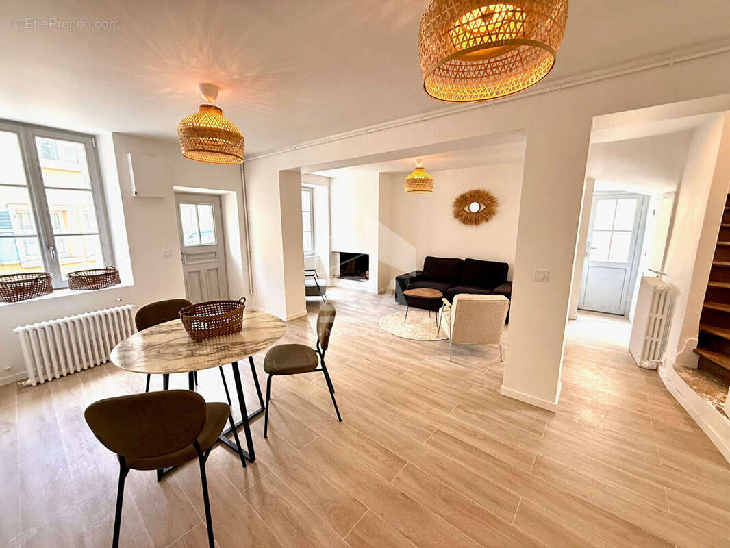 Maison à LOUVECIENNES