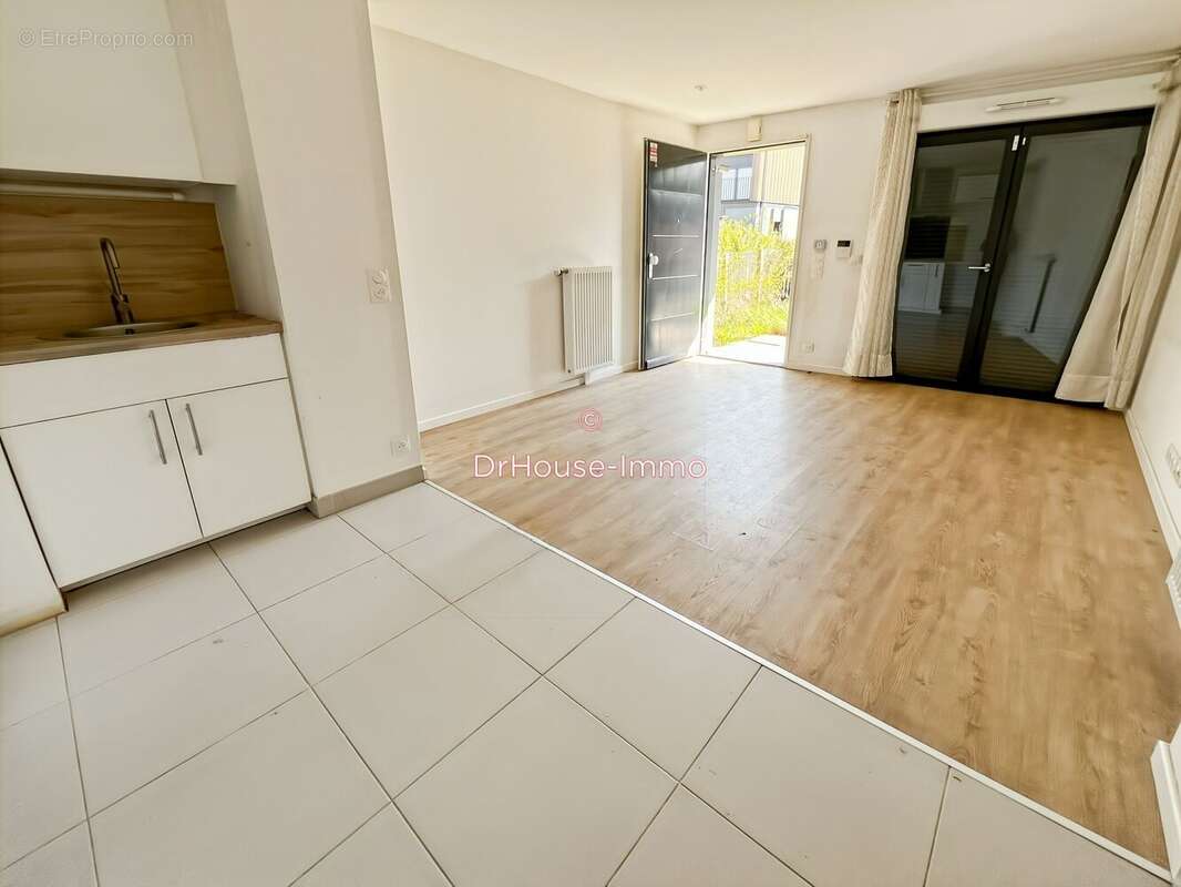 Appartement 56 m² à Bussy-Saint-Georges  - photo 21