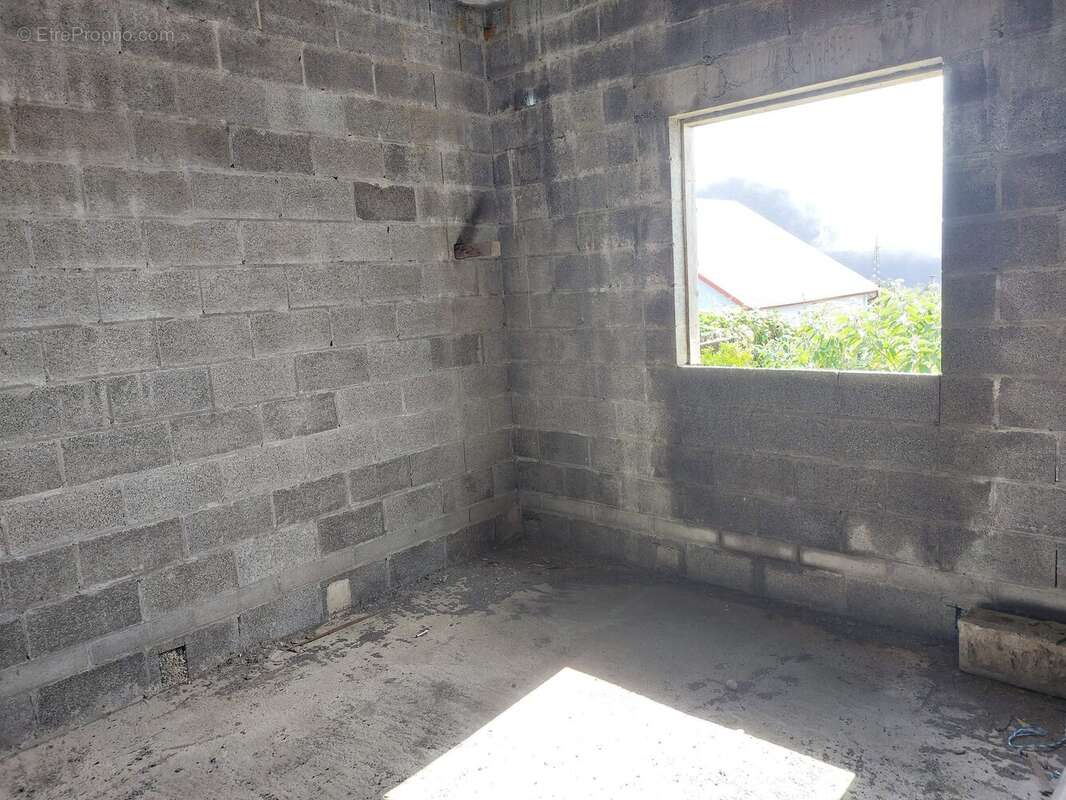 Maison à LA PLAINE-DES-PALMISTES