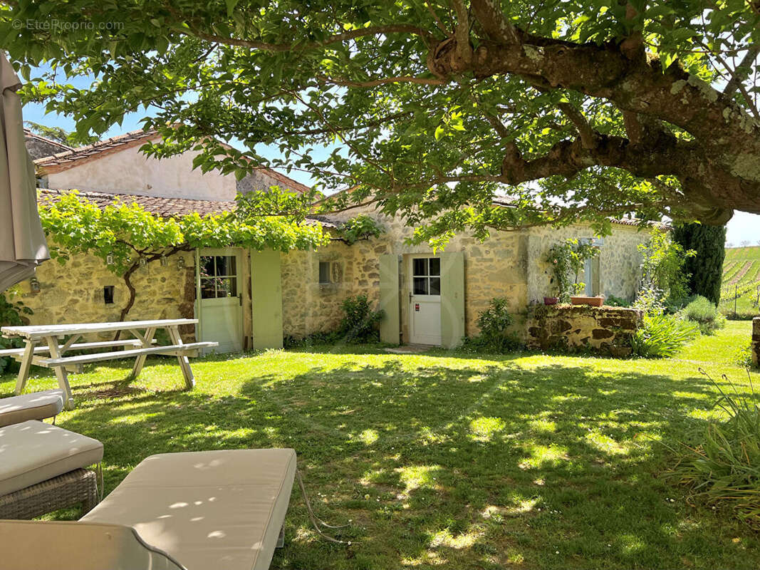 Maison à SAUVETERRE-DE-GUYENNE