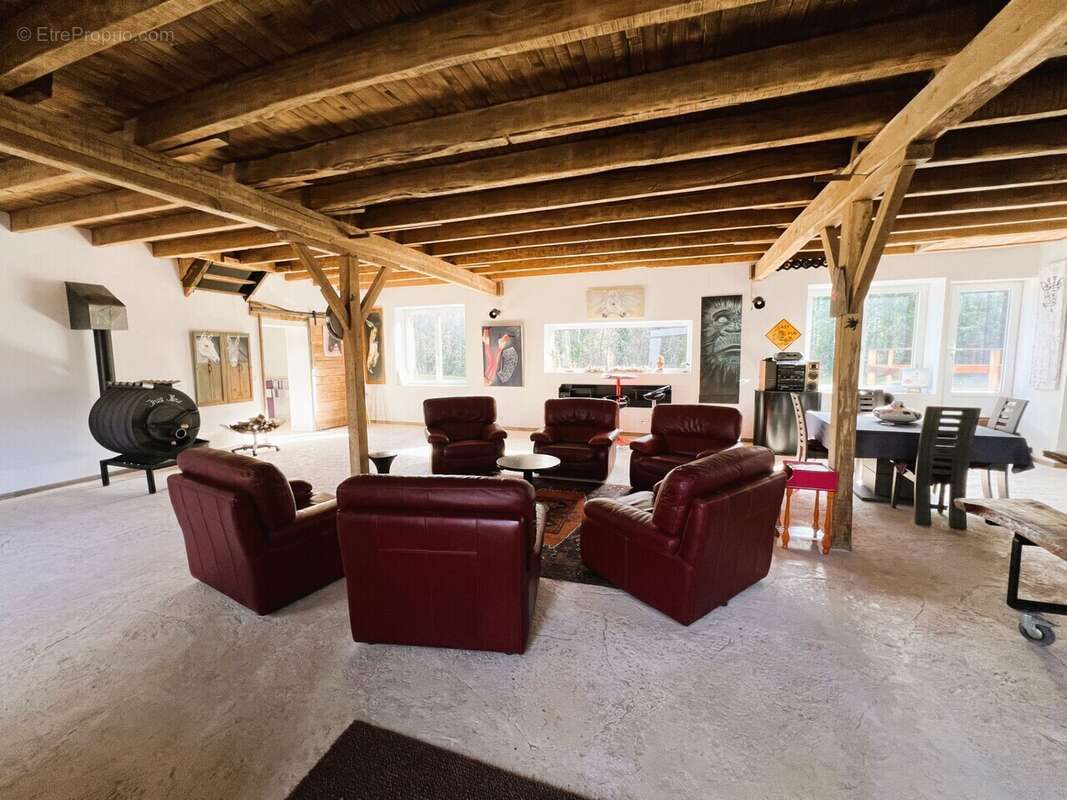 Maison à SAINT-PARDOUX-LA-CROISILLE